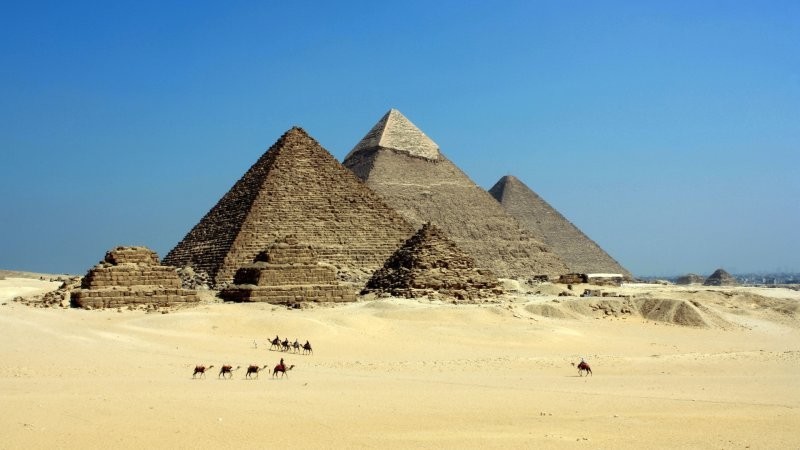 15. К тому времени, когда в Египте были построены пирамиды, на севере Сибири всё ещё жили мамонты