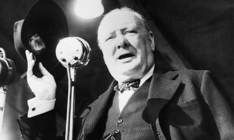 "Яйцо Черчилля": зачем британскому премьеру сделали барокамеру 