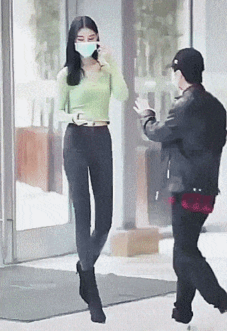 Летящей походкой