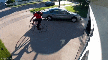 Недалеко уехал Недалеко уехал