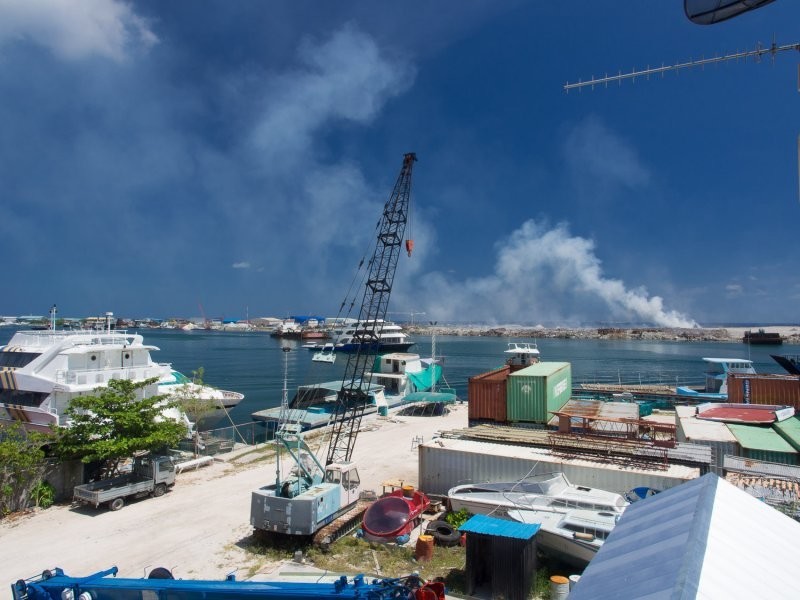 Обратная сторона Мальдив: мусорный остров, о котором не рассказывают туристам