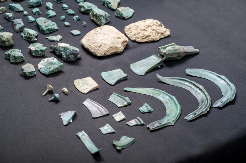 Клад бронзового века обнаружен на месте римских сражений в швейцарских Альпах