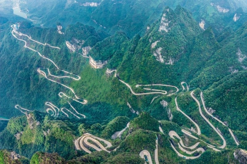 Тунтянь - дорога 99 поворотов, Китай