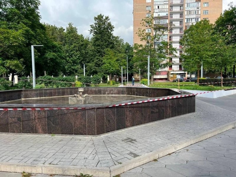 В Москве фонтан убил током 20-летнего студента