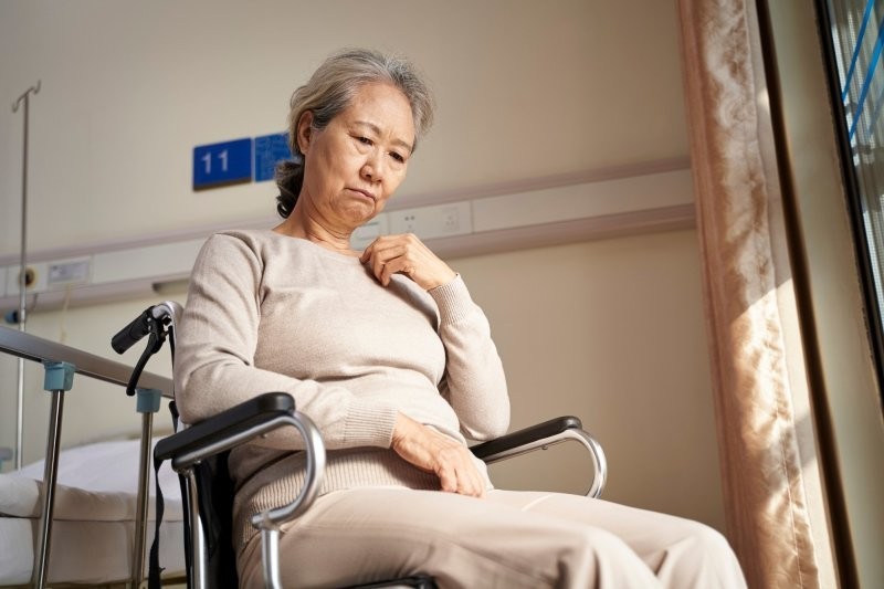 Тату-салон в Китае предлагает бесплатные услуги людям с болезнью Альцгеймера