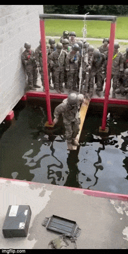 Первый пошел