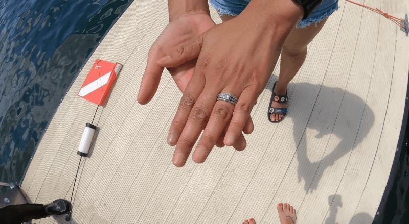 Аквалангист нашел на дне озера кольцо стоимостью 9500 долларов