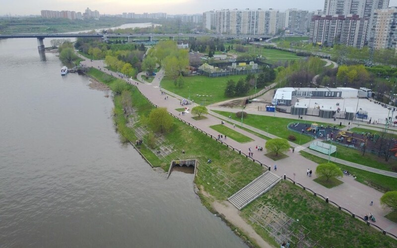 Как обустроили прибрежные зоны Москвы-реки. Фото до/после⁠⁠