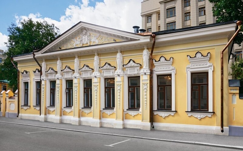 Реставрация исторических зданий в центре Москвы. Фото до/после