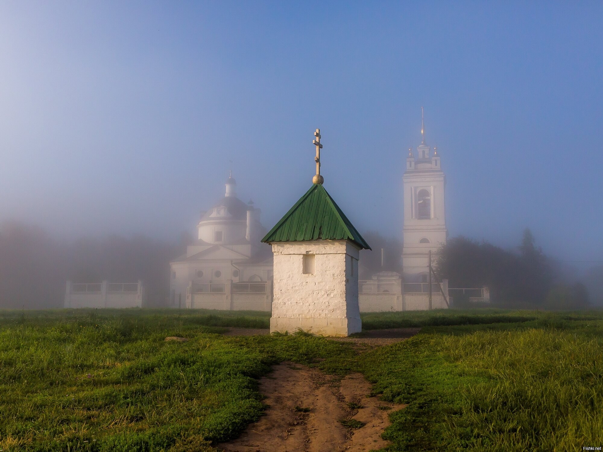 Храм в тумане Великий Новгород