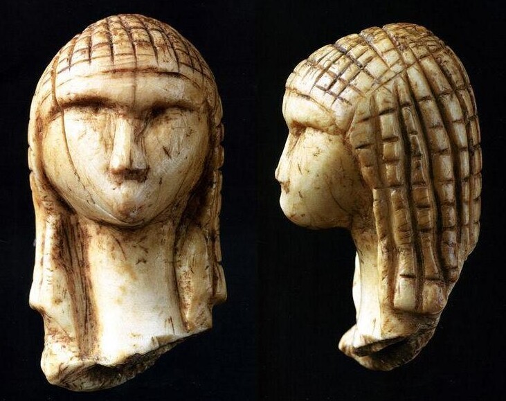 5. Венера Брассемпуи, самое старое известное человеческое лицо, вырезанное из слоновой кости мамонта более 25000 лет назад
