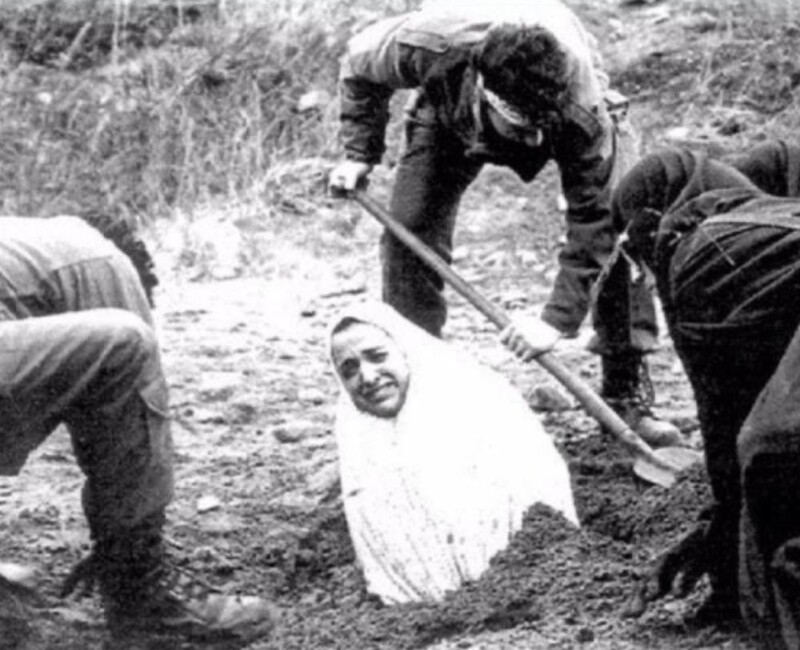 4. Казнь за измену мужу в Иране, 1954 год