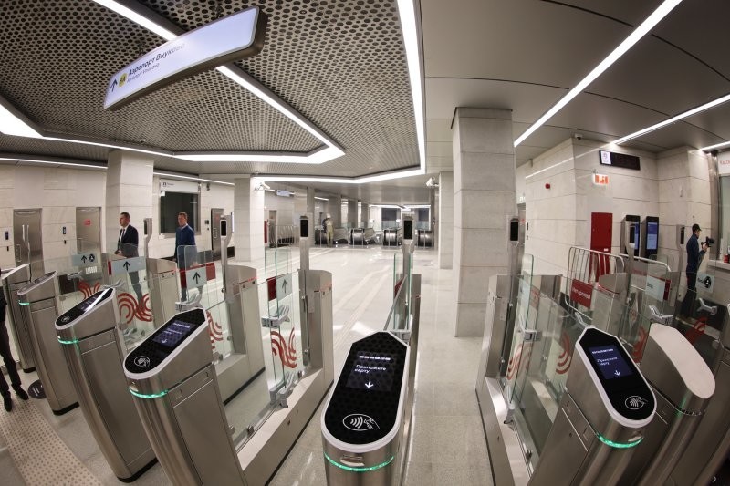 В Москве открыли первую станцию метро в аэропорту