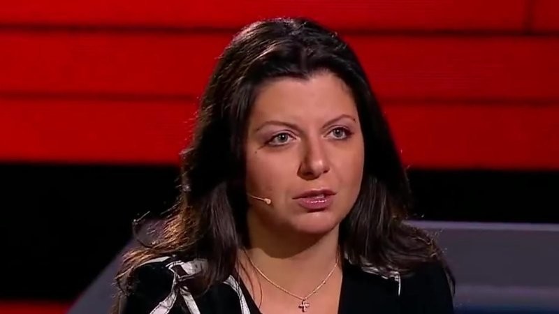 «Дура-баба»: депутат Госдумы отправила Маргариту Симоньян на кухню после её слов о «термоядерном взрыве» над Сибирью