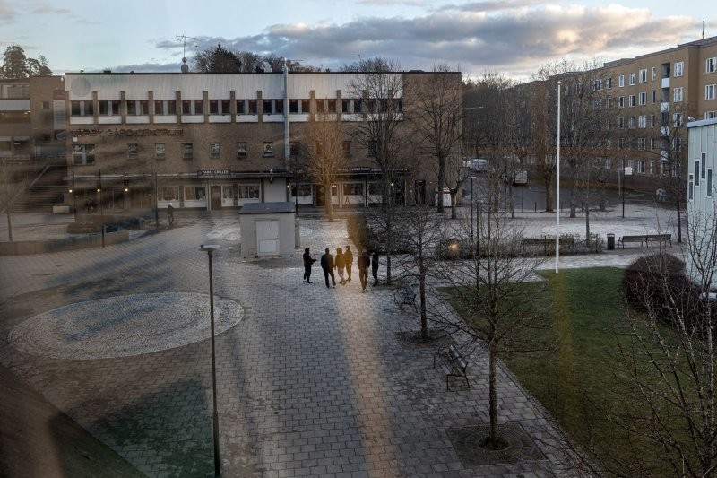 В Швеции судят подростков, наказавших мигранта за изнасилование 14-летней девочки