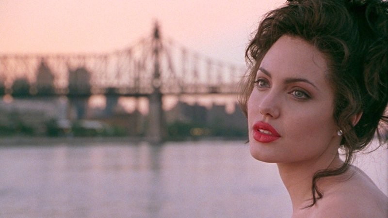 20+ фактов об Анджелине Джоли, которые взорвут мозг даже преданным фанатам