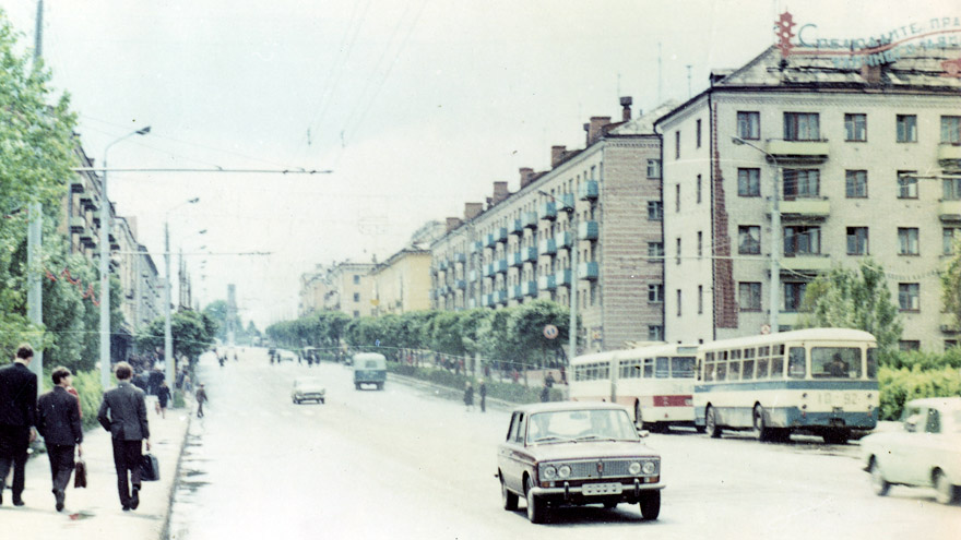 Брянск советский. Брянск 80 годы. Брянск проспект Ленина 80. Улица Ленина Брянск. Старый Брянск площадь Ленина.