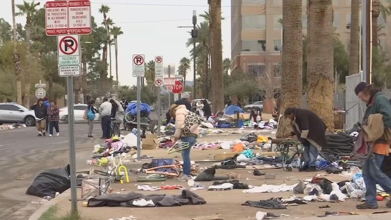 5. Бездомные в Финиксе, штат Аризона, - самом жарком городе США