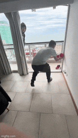 Не повезло оператору