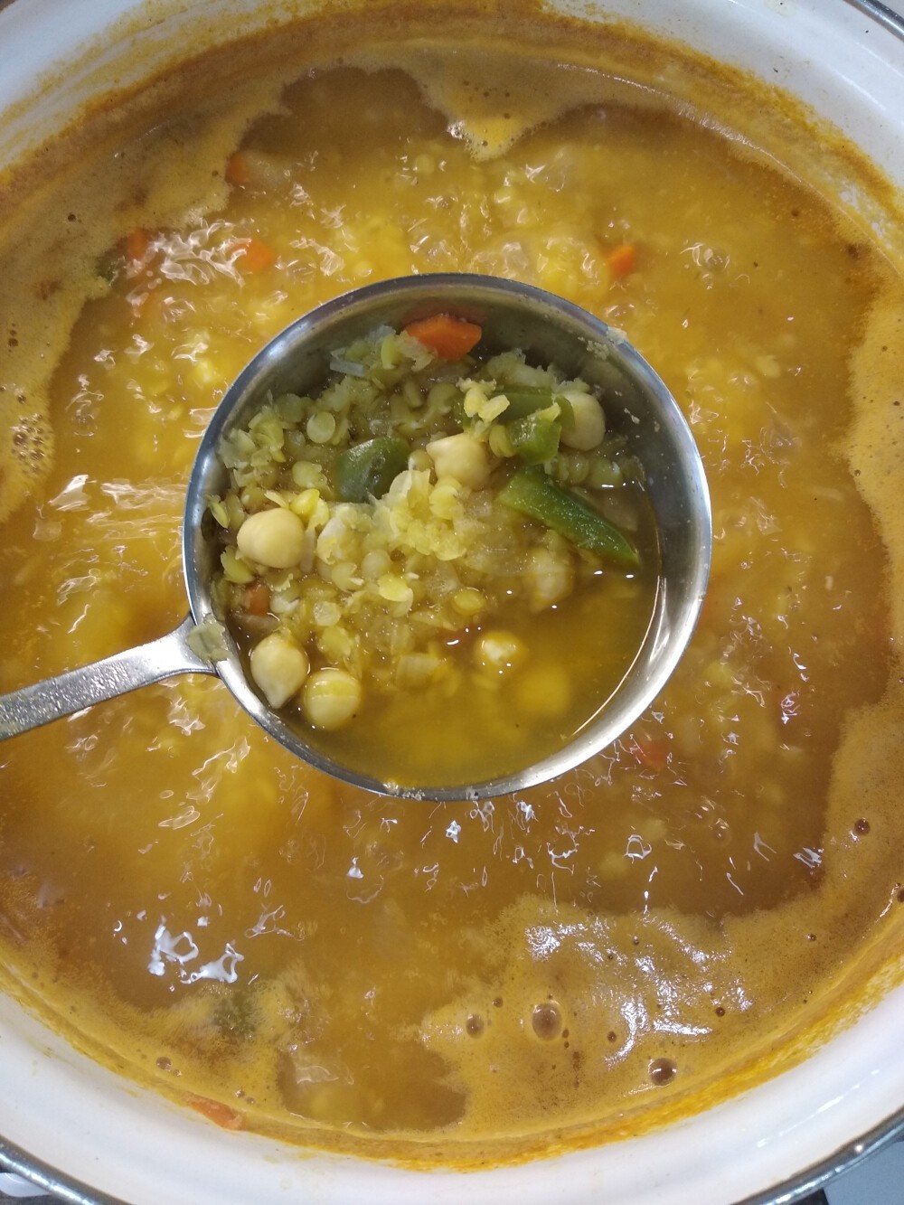 Рецепт вкусного чечевичного супа с копчёностями