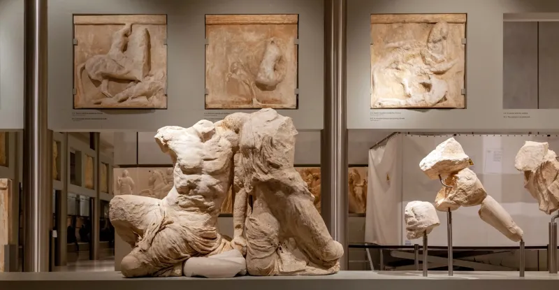 Риши Сунак отменил встречу с премьером Греции из-за слов об украденных Великобританией древних скульптурах