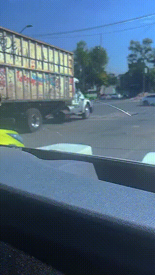 Чудеса на дорогах Чудеса на дорогах