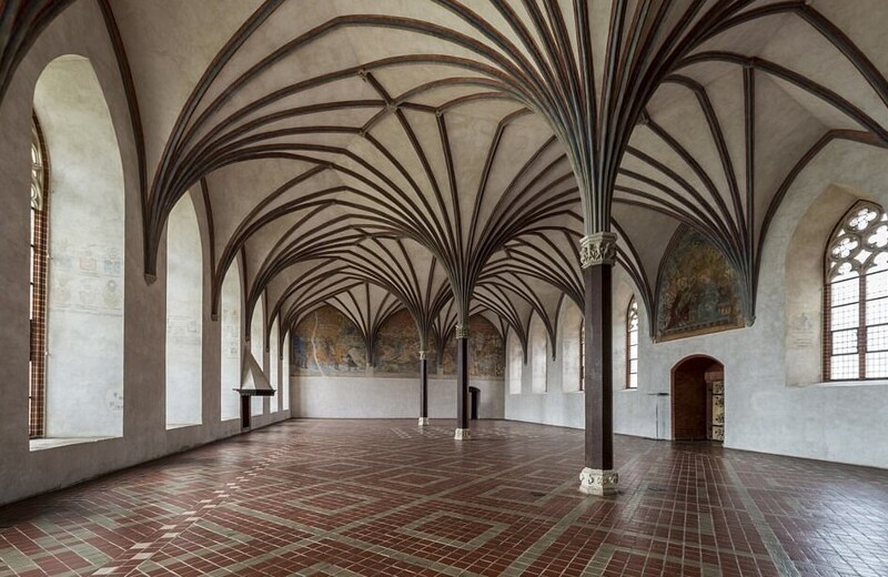 Мариенбург — самый большой средневековый замок в мире