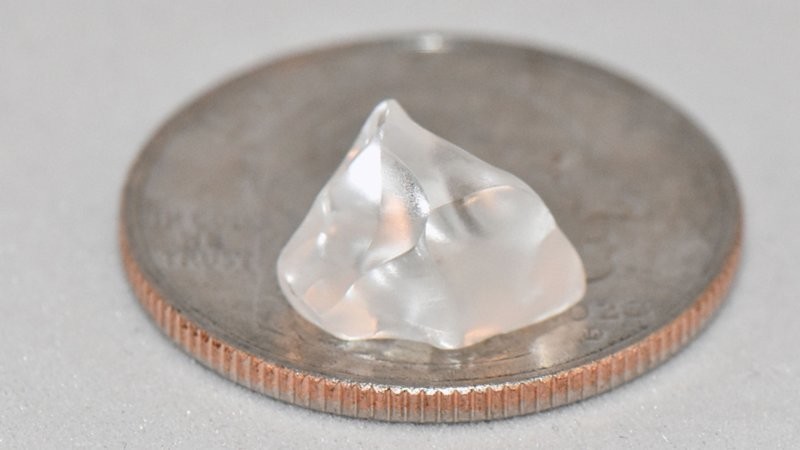 Мужчина из Арканзаса случайно обнаружил алмаз весом 4,87 карата