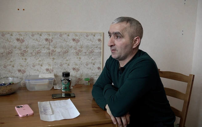 "Я ведь сам отец": грузчик из Азербайджана спас детей от потока кипятка в Новосибирске и стал народным героем