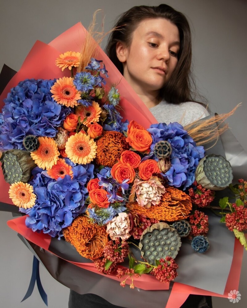 Флорист честно рассказала, как правильно выбирать цветы, чтобы не выкидывать деньги