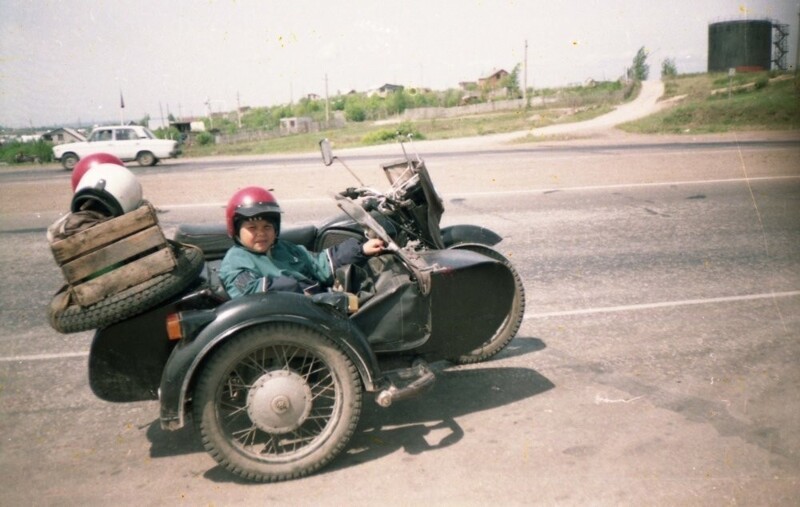 Поездка на дачу. Россия, 1998 год.