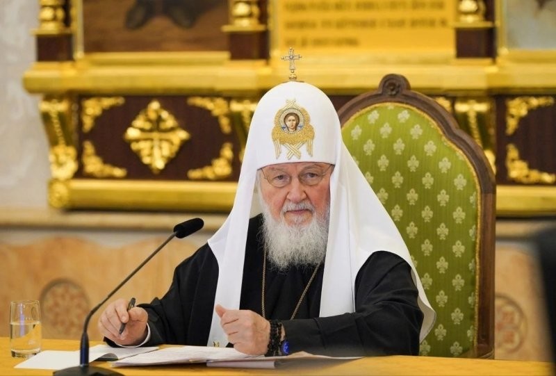 «Они должны помнить, в какую страну приехали»: патриарх Кирилл высказался о мигрантах в России