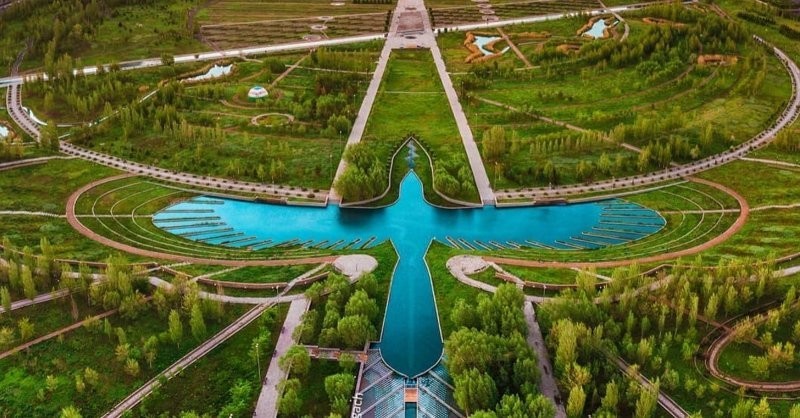 4. Парк в Астане, Казахстан