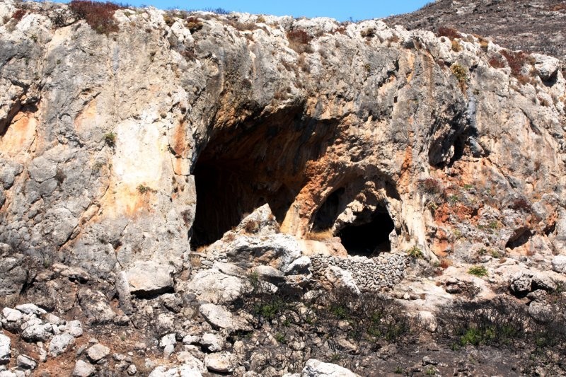 Странности пещеры Китум – африканских врат зла