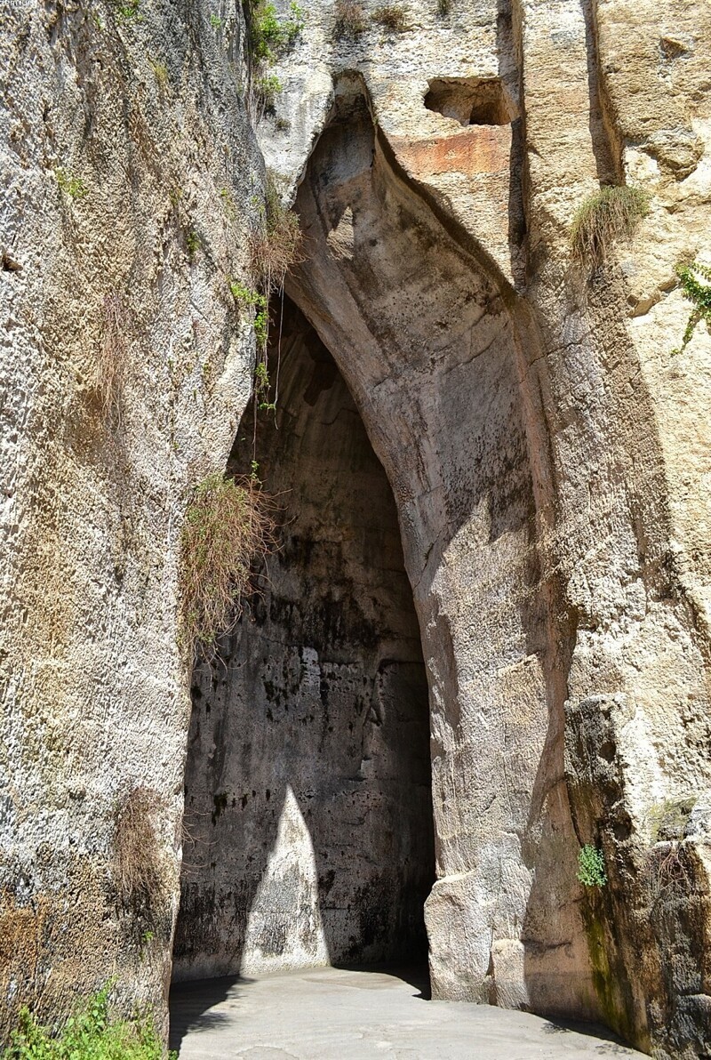 Ухо Дионисия – удивительная пещера с уникальной акустикой и печальной историей