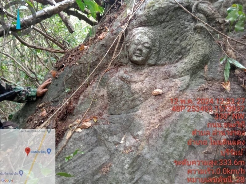 Мужчины нашли неизвестную статую посреди таиландского леса: ученые озадачены