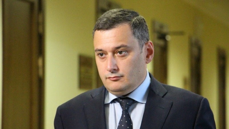 «Поливать свою Родину помоями будет проблематично»: депутат Хинштейн заявил, что релоканты вскоре не смогут жить за границей на доходы от имущества в России