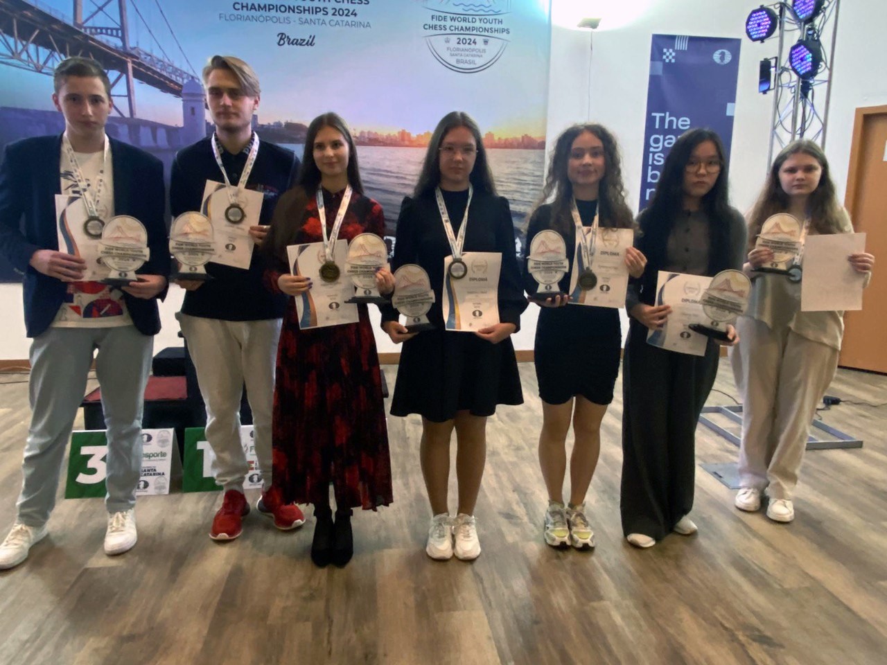 Российские шахматисты выиграли медальный зачёт на чемпионате мира среди юниоров