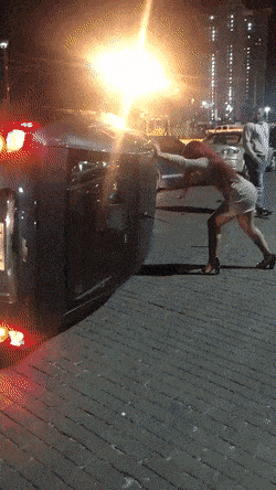 Сама уронила, сама и на место поставит