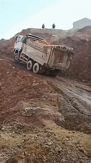 Подсобил