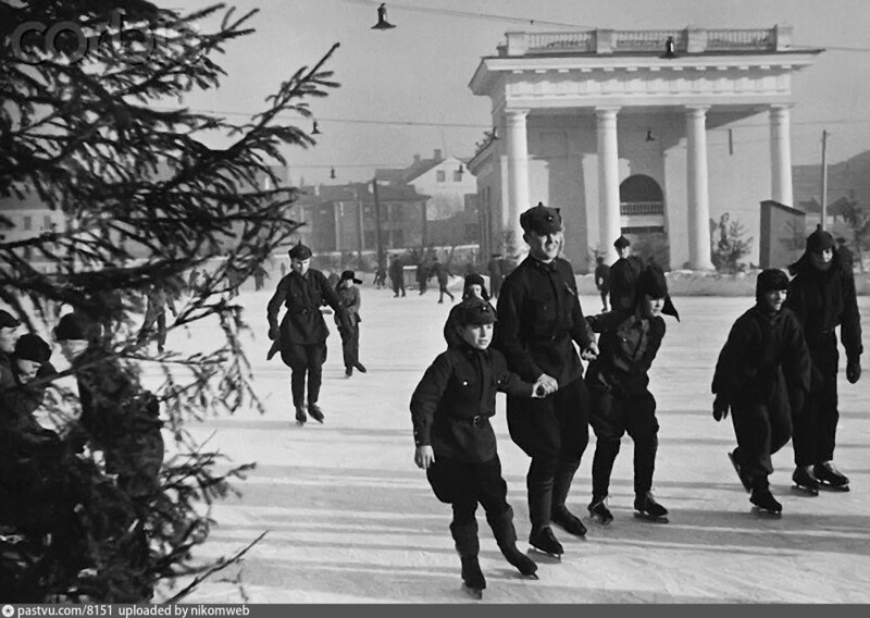 Интересные фотографии времен СССР. Новогоднее!