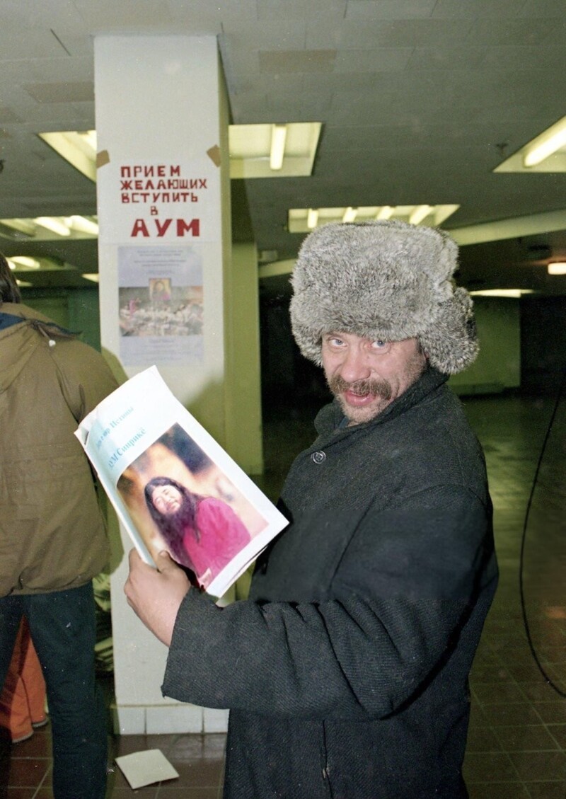 «- Слышите ли вы меня, бандерлоги? - Слышим, о великий Каа!»