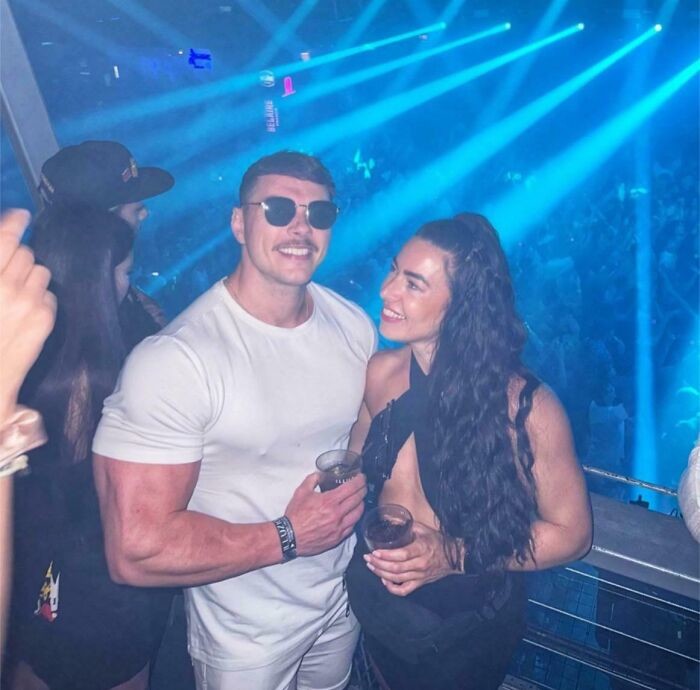 11. Подкачался 