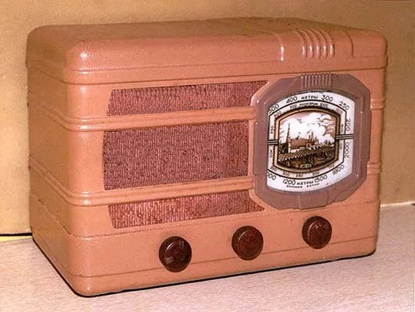 Из старого чулана.Радиотехника-1