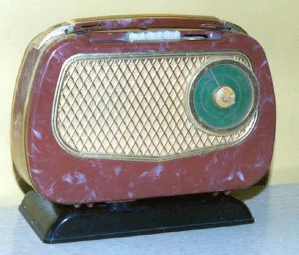 Из старого чулана.Радиотехника-1