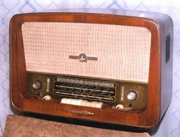 Из старого чулана.Радиотехника-1