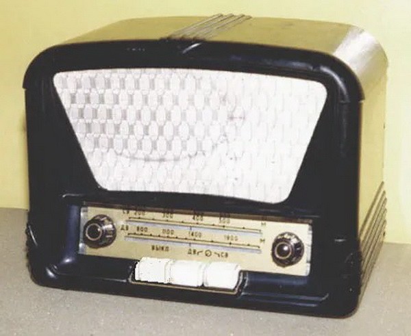 Из старого чулана.Радиотехника-1