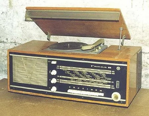 Из старого чулана.Радиотехника-2