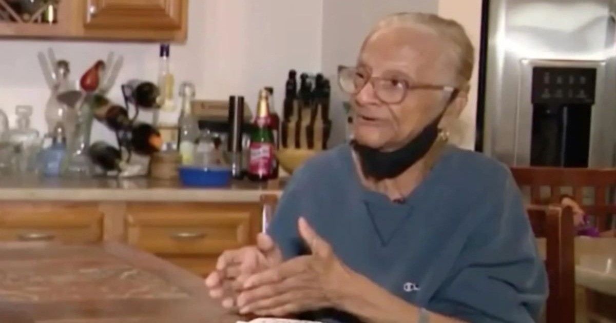 Американка случайно пожертвовала нуждающимся куртку с лотерейным билетом на $2,5 млн