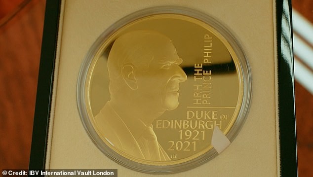 Самое неприступное хранилище в мире, где миллиардеры держат золото и бриллианты (а также карты с покемонами)